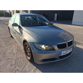 BMW 3 (E90)