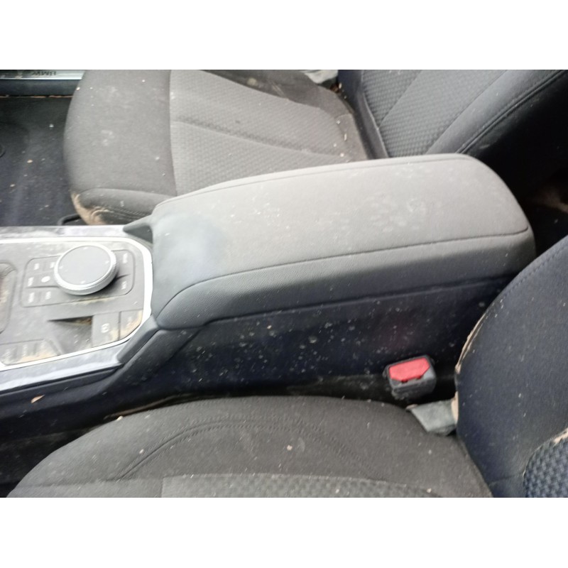 Recambio de apoyabrazos central para bmw 1 (f40) 118 i referencia OEM IAM   