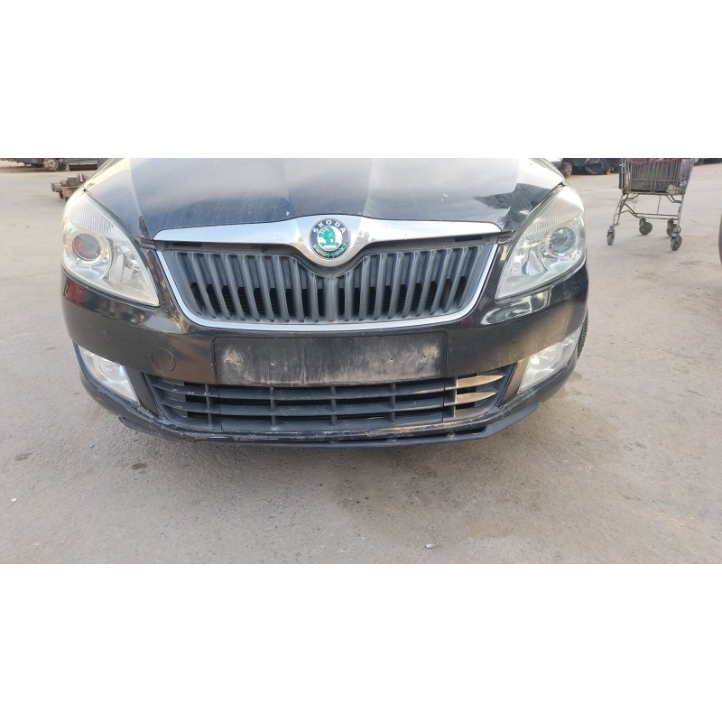 Recambio de paragolpes delantero para skoda fabia ii (542) 1.6 tdi referencia OEM IAM 5J0807221D 5J0807221D 