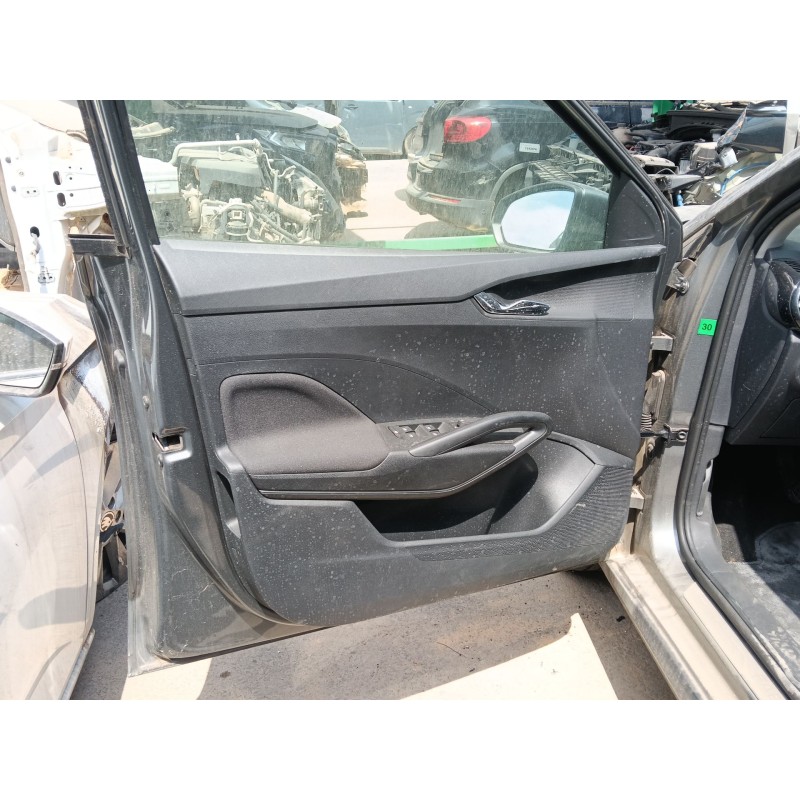 Recambio de guarnecido puerta delantera izquierda para skoda fabia iv (pj3) 1.0 tsi referencia OEM IAM   