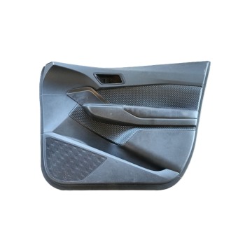 GUARNECIDO PUERTA DELANTERA DERECHA 67610F4010C8 67061F4010CB 67610F4011C8
