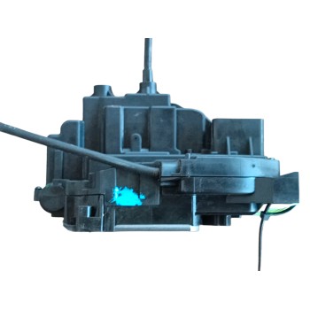 CERRADURA PUERTA TRASERA DERECHA 825020002R 