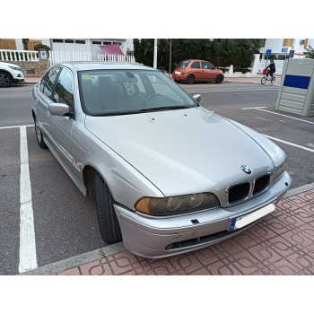 BMW 5 (E39)