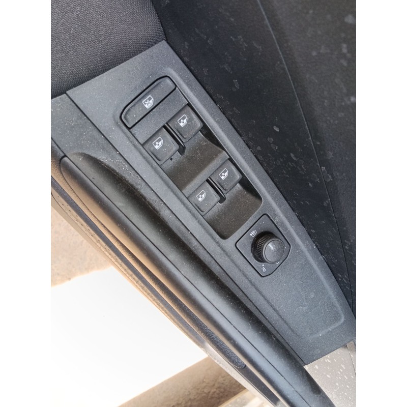 Recambio de mando elevalunas delantero izquierdo para skoda fabia iv (pj3) 1.0 tsi referencia OEM IAM 5G0959857DWHS  