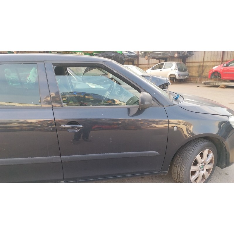 Recambio de puerta delantera derecha para skoda fabia ii (542) 1.6 tdi referencia OEM IAM   