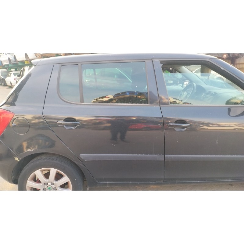 Recambio de puerta trasera derecha para skoda fabia ii (542) 1.6 tdi referencia OEM IAM   
