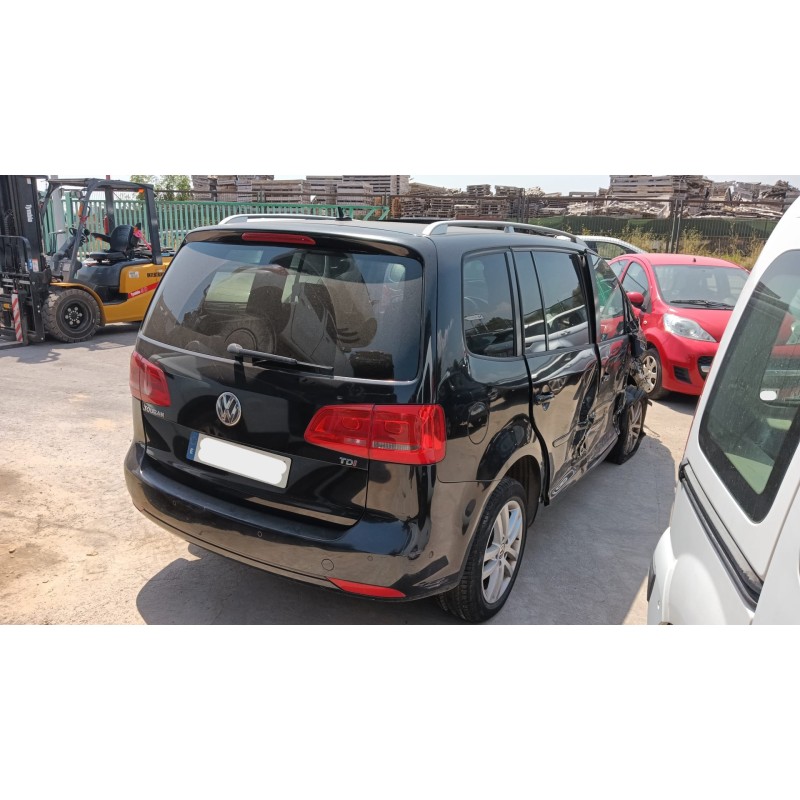 VOLKSWAGEN TOURAN (1T3)