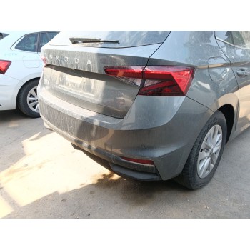 PARAGOLPES TRASERO 6VE807421 