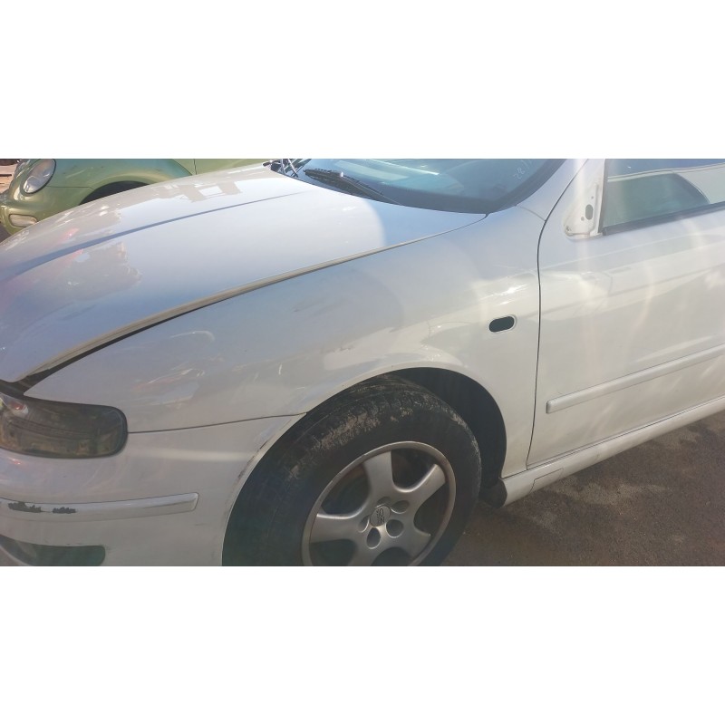 Recambio de aleta delantera izquierda para seat toledo ii (1m2) 1.9 tdi referencia OEM IAM 1M0821021  