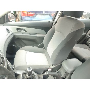 ASIENTO DELANTERO DERECHO 