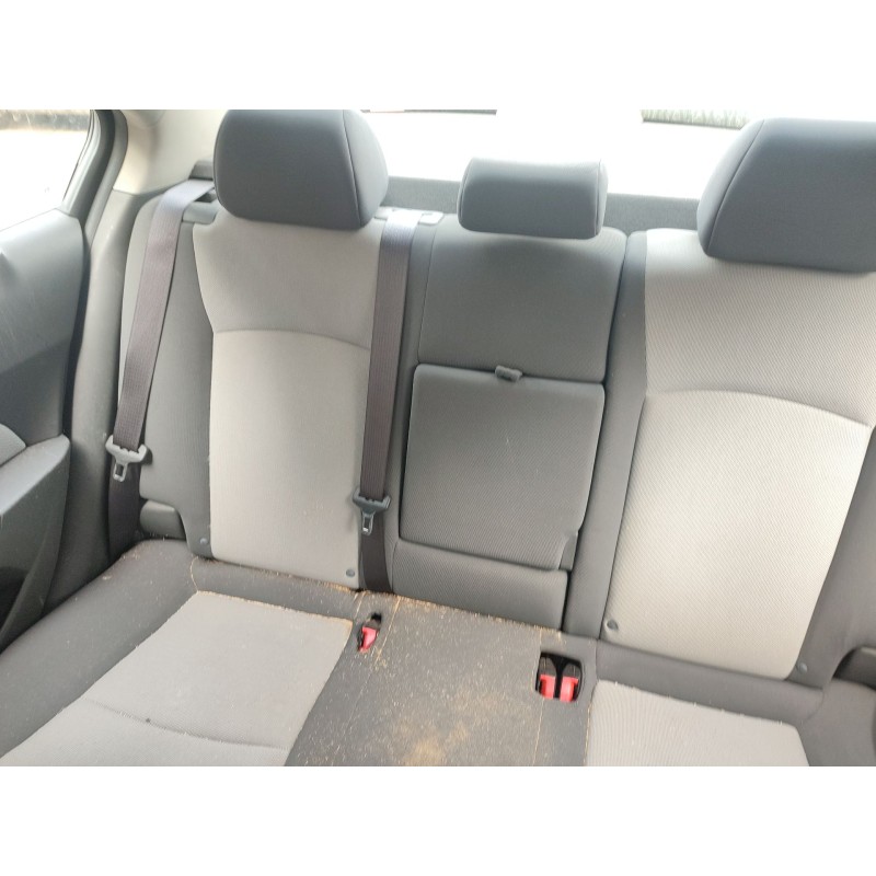 Recambio de asientos traseros para chevrolet cruze (j300) 2.0 cdi referencia OEM IAM   