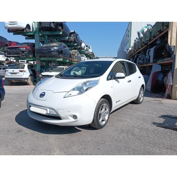 NISSAN LEAF (ZE0)