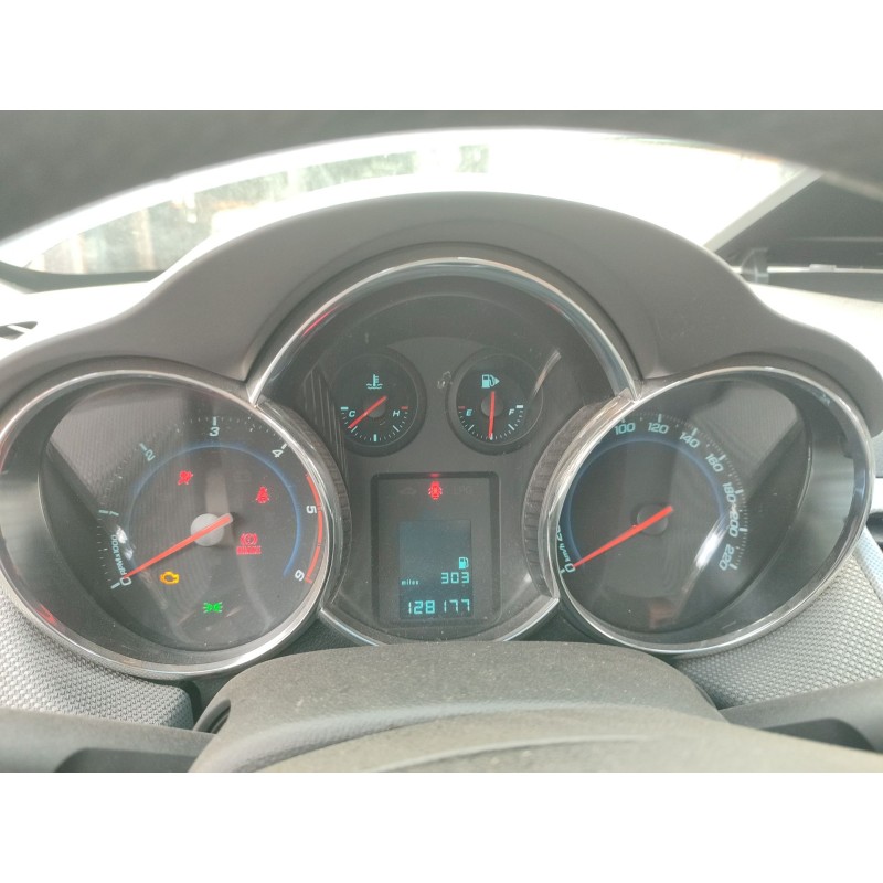 Recambio de cuadro instrumentos para chevrolet cruze (j300) 2.0 cdi referencia OEM IAM   