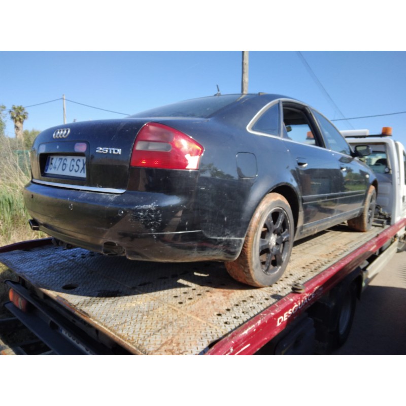 AUDI A6 BERLINA (4B2)