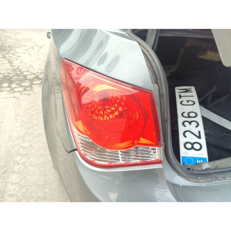 Recambio de piloto trasero izquierdo para chevrolet cruze (j300) 2.0 cdi referencia OEM IAM   