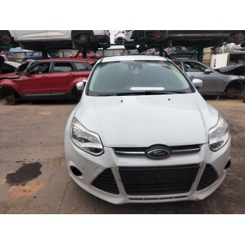 FORD FOCUS III Sedán de desguace