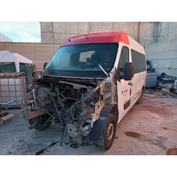 RENAULT MASTER III Autobús (JV) de desguace