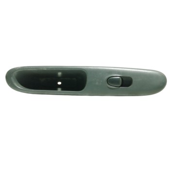 MANDO ELEVALUNAS DELANTERO DERECHO 612W10040 620W0531