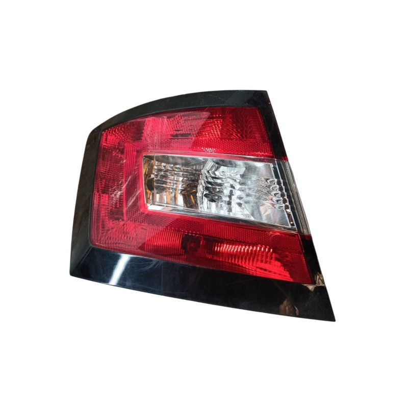Recambio de piloto trasero izquierdo para skoda fabia iii (nj3) 1.0 referencia OEM IAM 6V6945111  6V6945095