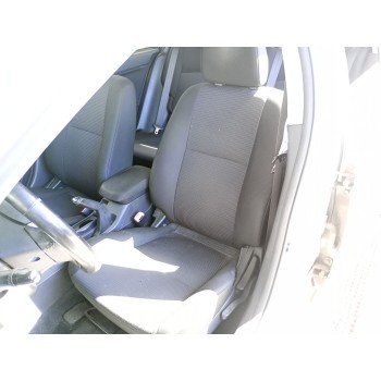 ASIENTO DELANTERO IZQUIERDO 