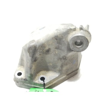 SOPORTE MOTOR DERECHO A6422230204 