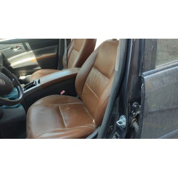ASIENTO DELANTERO IZQUIERDO 