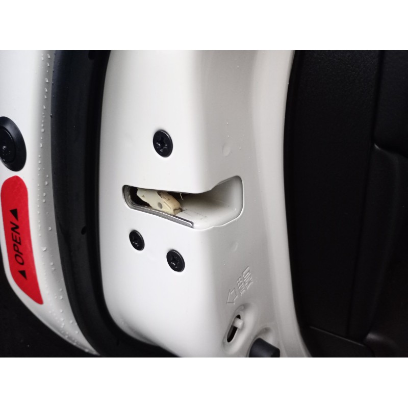 Recambio de cerradura puerta trasera izquierda para mazda cx-5 (kf) 2.2 skyactiv-d referencia OEM IAM   
