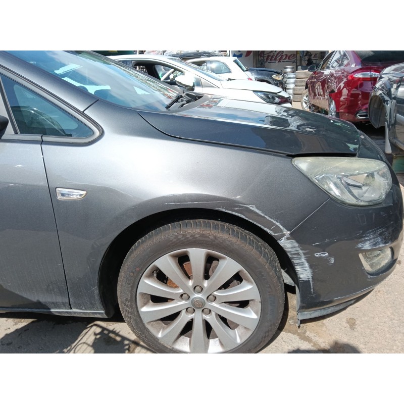 Recambio de aleta delantera derecha para opel astra j (p10) 1.6 (68) referencia OEM IAM 13390003  