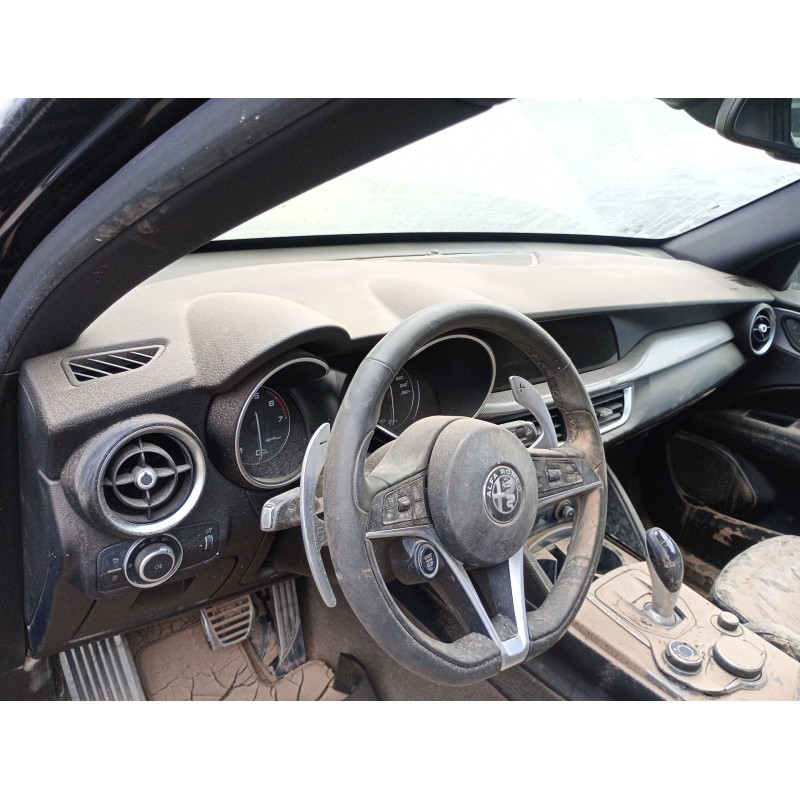 Recambio de salpicadero para alfa romeo stelvio (949_) 2.0 q4 (949.axa2a) referencia OEM IAM 156125306  