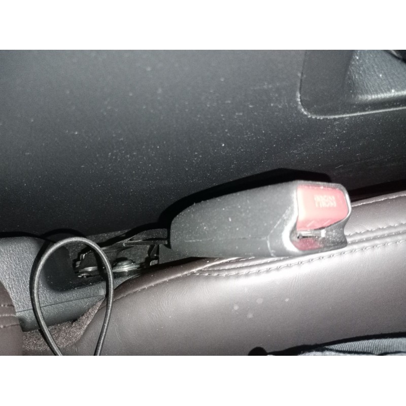 Recambio de enganche cinturon delantero derecho para mazda cx-5 (kf) 2.2 skyactiv-d referencia OEM IAM   