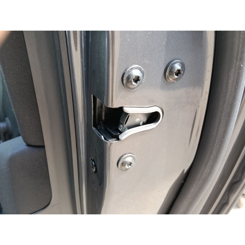 Recambio de cerradura puerta trasera derecha para opel astra j (p10) 1.6 (68) referencia OEM IAM 13579566  
