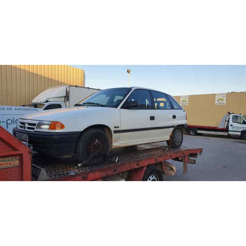 OPEL ASTRA F BERLINA