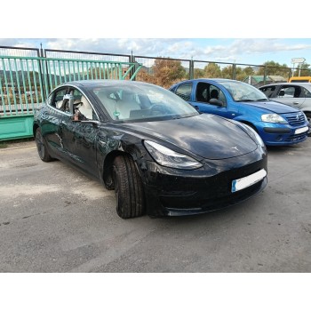 TESLA MODEL 3 de desguace