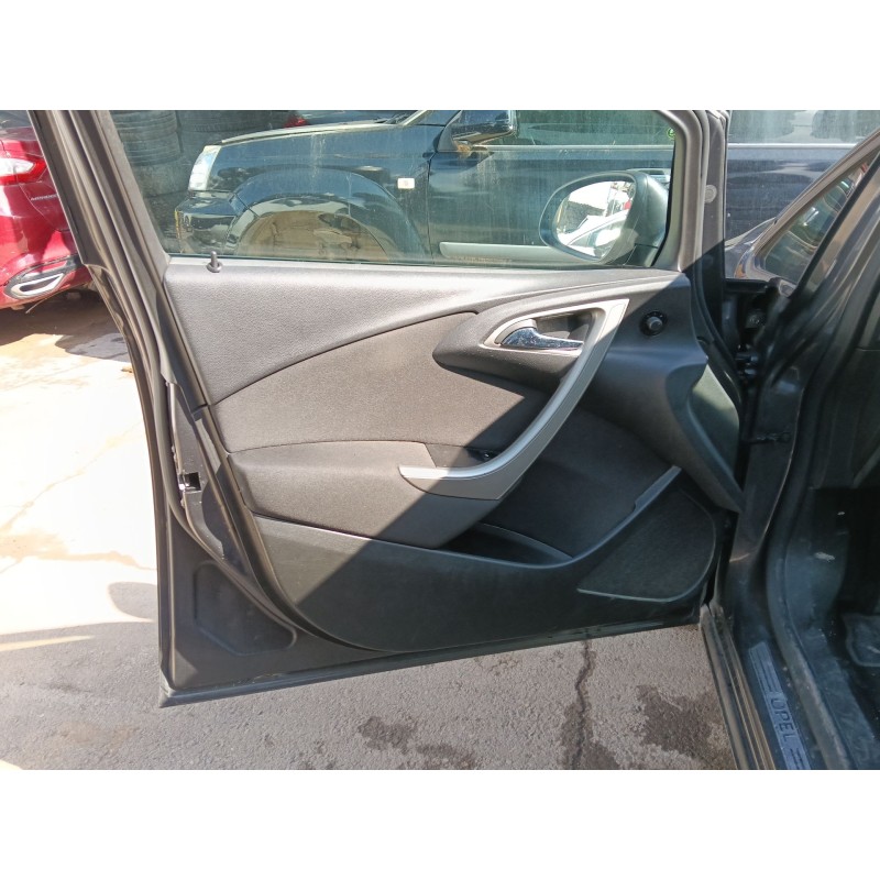Recambio de guarnecido puerta delantera izquierda para opel astra j (p10) 1.6 (68) referencia OEM IAM   