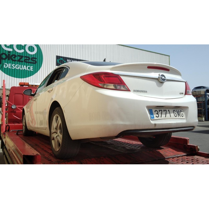 OPEL INSIGNIA BERLINA
