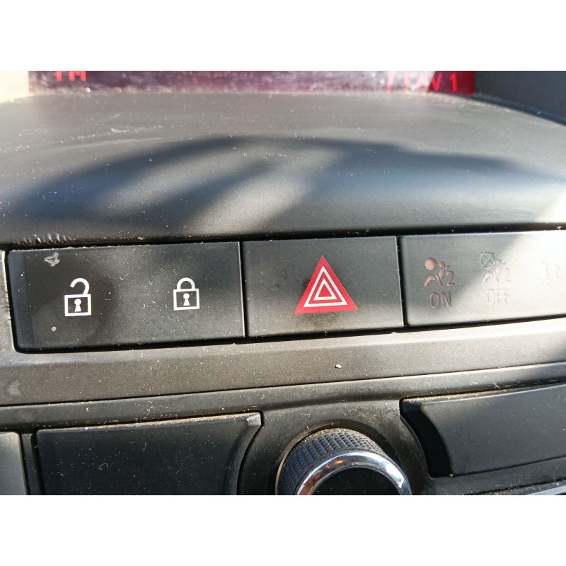 Recambio de warning para opel astra j (p10) 1.6 (68) referencia OEM IAM 13311979  
