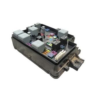 CAJA RELES / FUSIBLES 95092982 95092982 