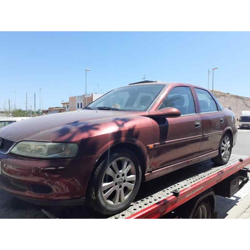 OPEL VECTRA B BERLINA