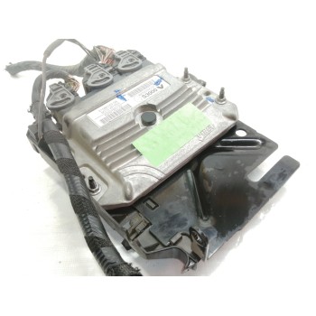 CENTRALITA MOTOR UCE 215861639A 