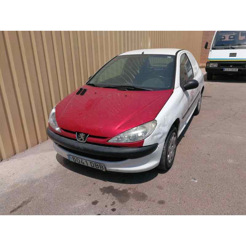 PEUGEOT 206 BERLINA