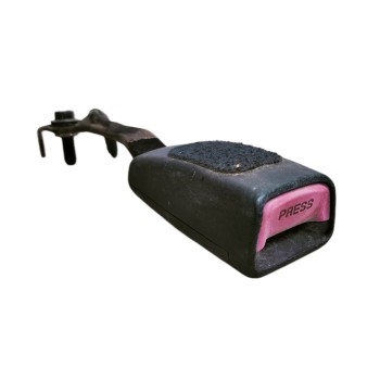 ENGANCHE CINTURON DELANTERO DERECHO 888402P400VA 09120813