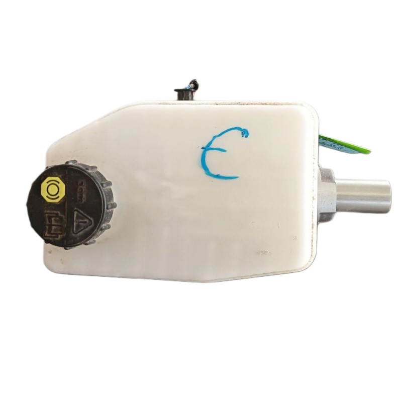 Recambio de bomba freno para tesla model y ev a las 4 ruedas referencia OEM IAM 118867300A 8647KU 