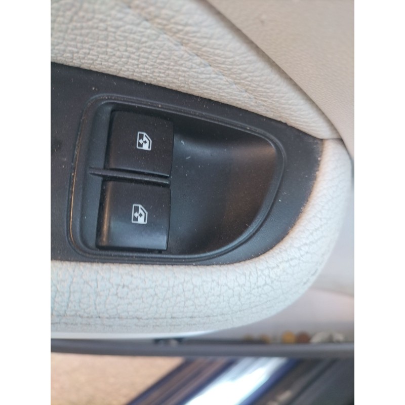 Recambio de mando elevalunas delantero izquierdo para opel adam (m13) 1.4 referencia OEM IAM   