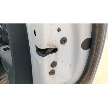CERRADURA PUERTA TRASERA DERECHA 