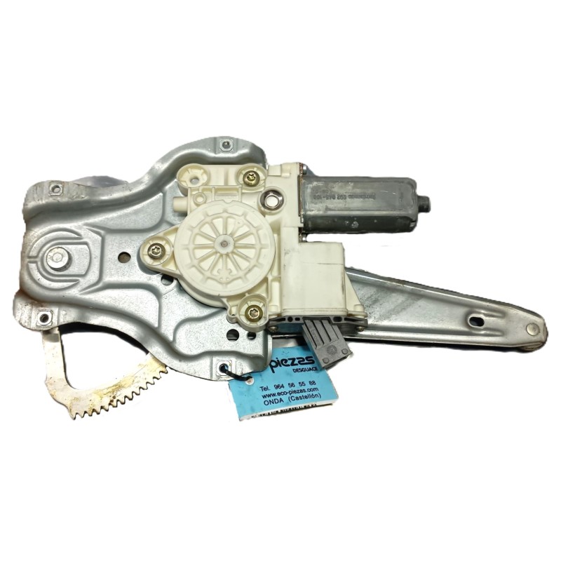 Recambio de elevalunas trasero derecho para toyota avensis sedán (_t25_) 1.8 (zzt251_) referencia OEM IAM 6983005100  