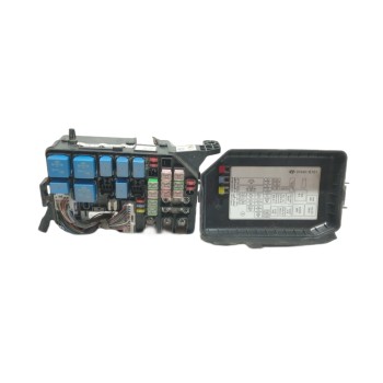 CAJA RELES / FUSIBLES 6X28B17 912131E161 919401E101 / 91213