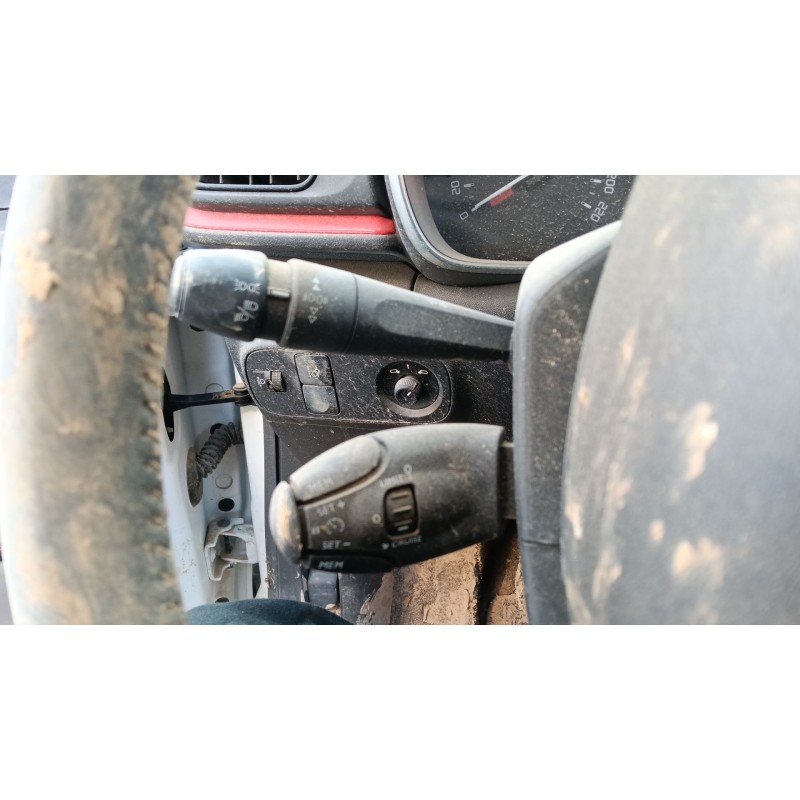 Recambio de mando multifuncion para citroën c3 iii (sx) 1.2 vti 82 referencia OEM IAM   