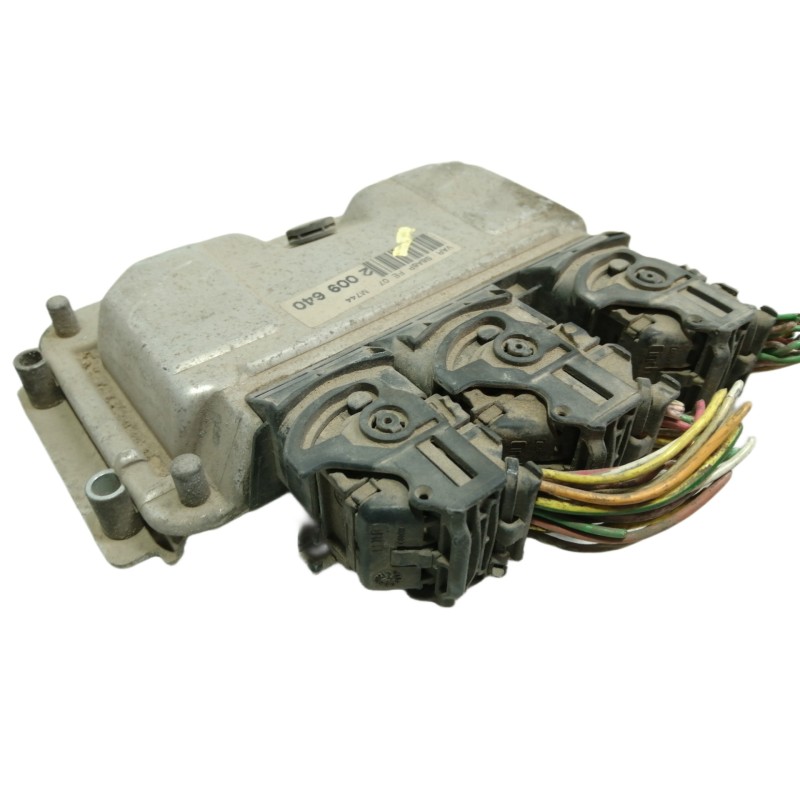Recambio de centralita motor uce para citroën saxo 1.1 sx referencia OEM IAM 9637838780  0261206246