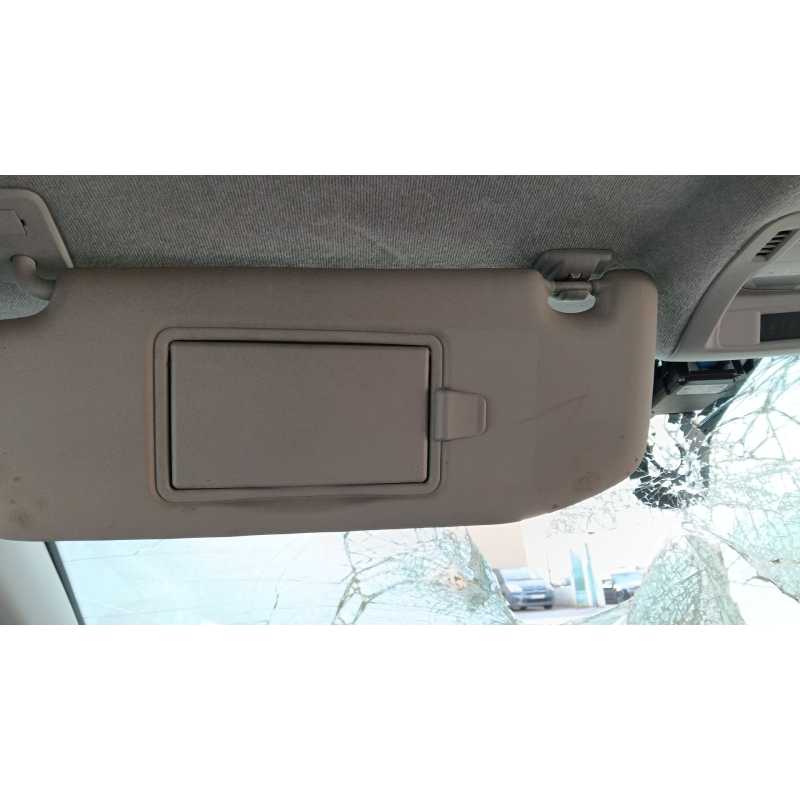 Recambio de parasol izquierdo para citroën c3 iii (sx) 1.2 vti 82 referencia OEM IAM   