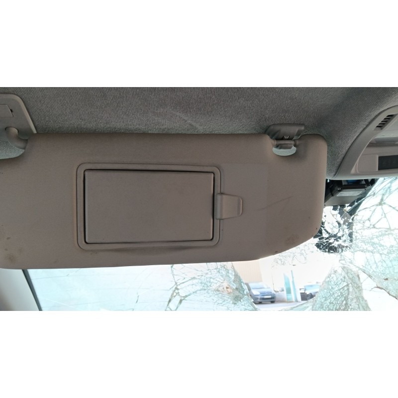 Recambio de parasol izquierdo para citroën c3 iii (sx) 1.2 vti 82 referencia OEM IAM   